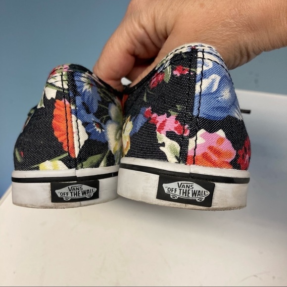 VANS OFF THE WALL Sz 7 Floral Sneakers Like New Condition Sz 7 W Sz 5.5 M - Picture 8 of 8